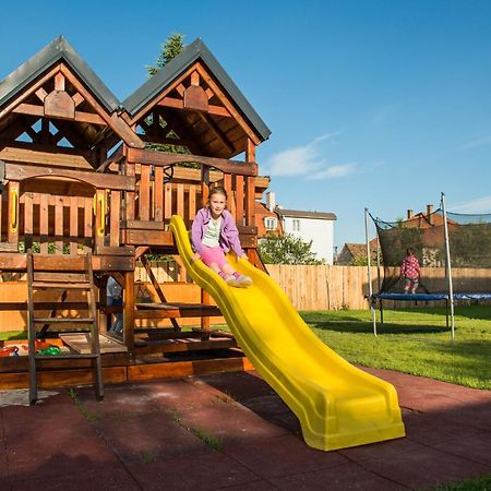 Apartmany Zaria Bešeňová Екстериор снимка
