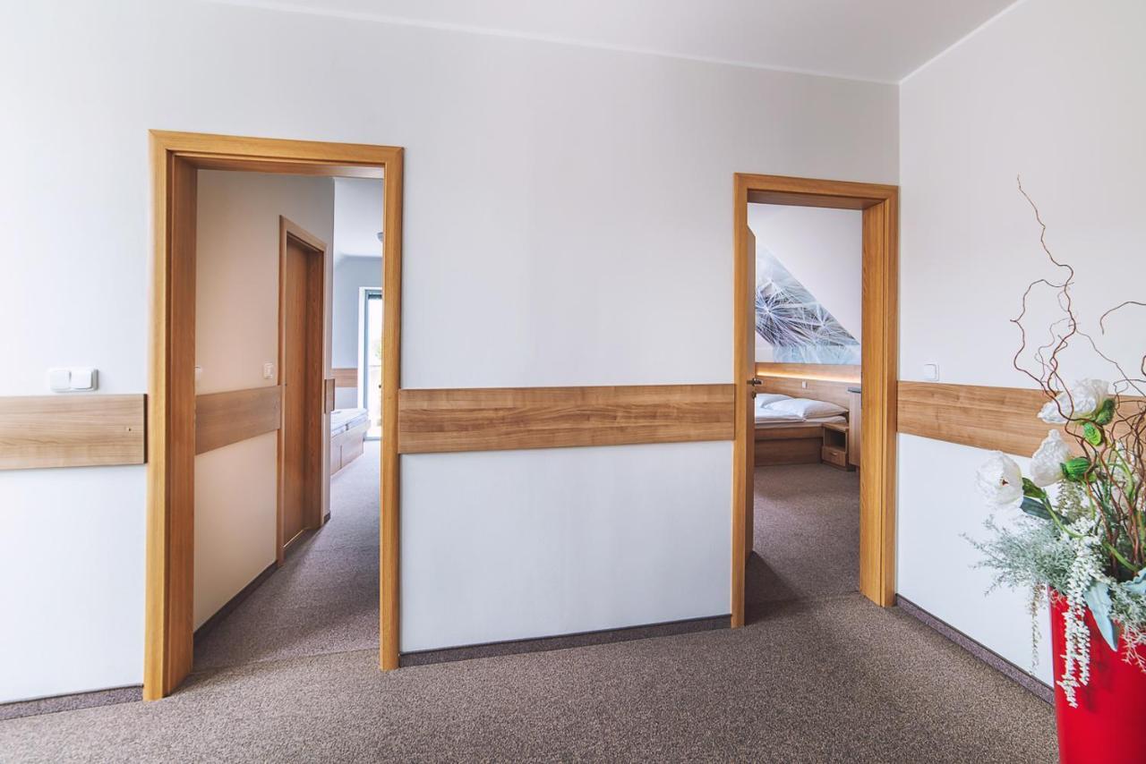 Apartmany Zaria Bešeňová Екстериор снимка