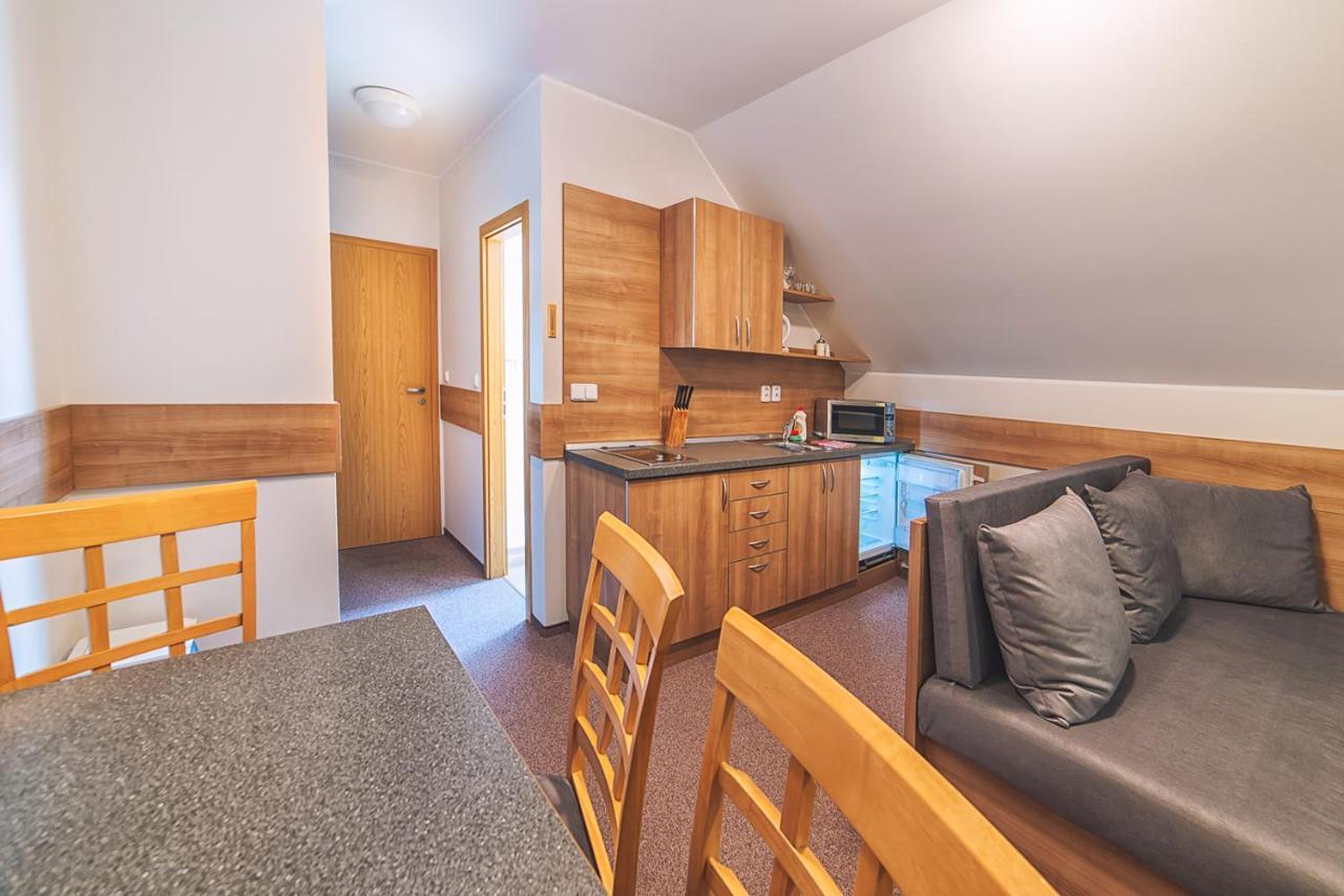 Apartmany Zaria Bešeňová Екстериор снимка